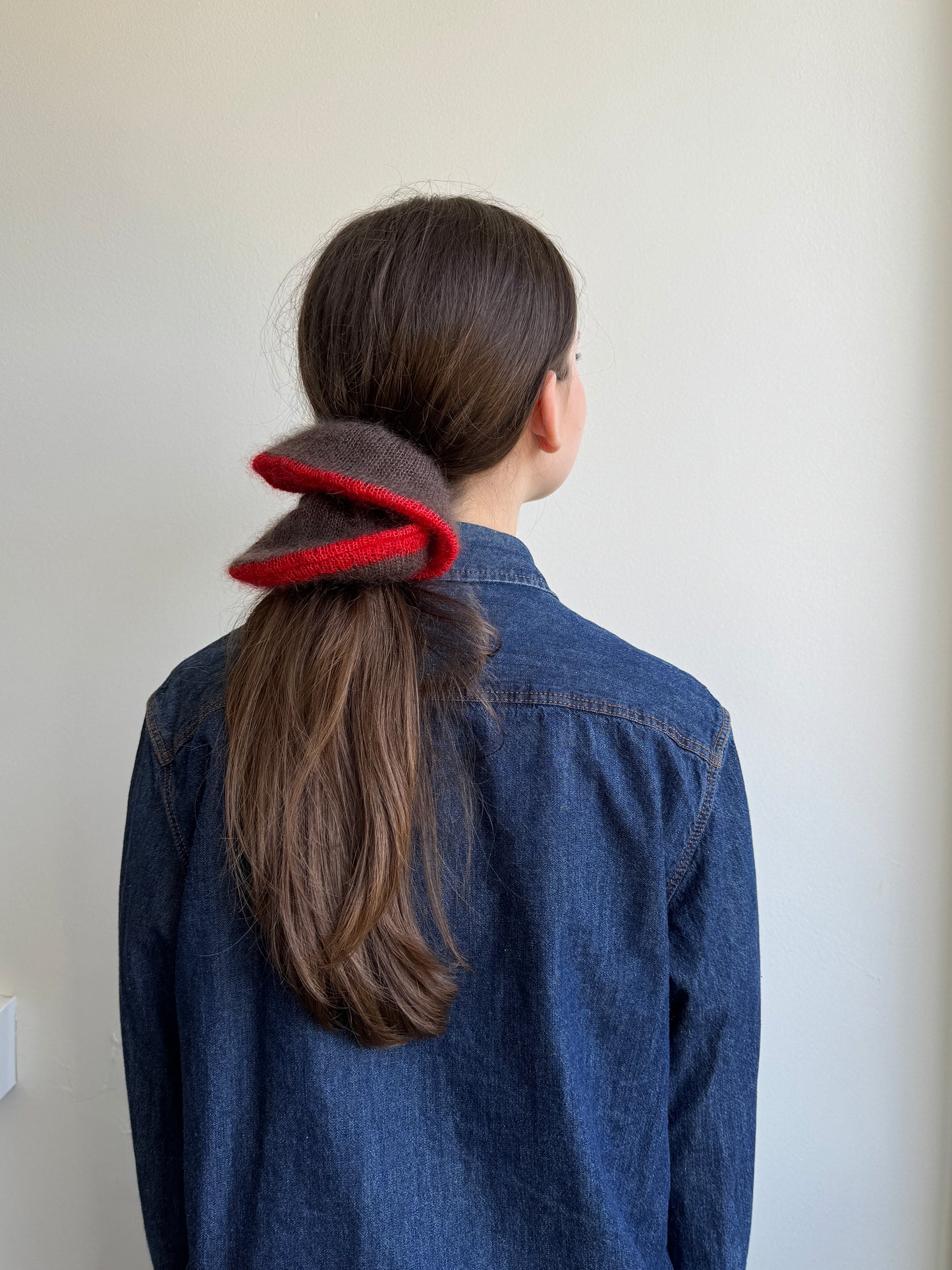Brown knitted  mohair scrunchie with bright red trim
