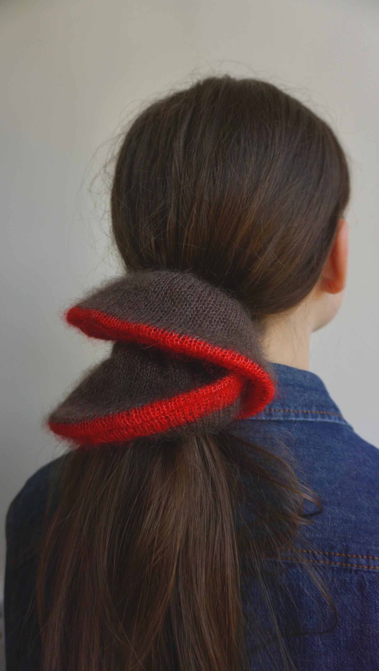 Brown knitted  mohair scrunchie with bright red trim