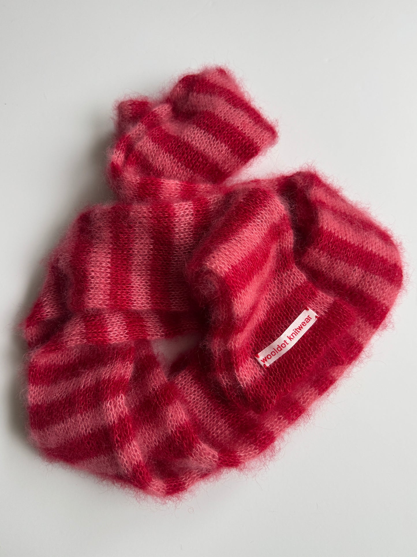 Skinny long mohair scarf red and pink stripes