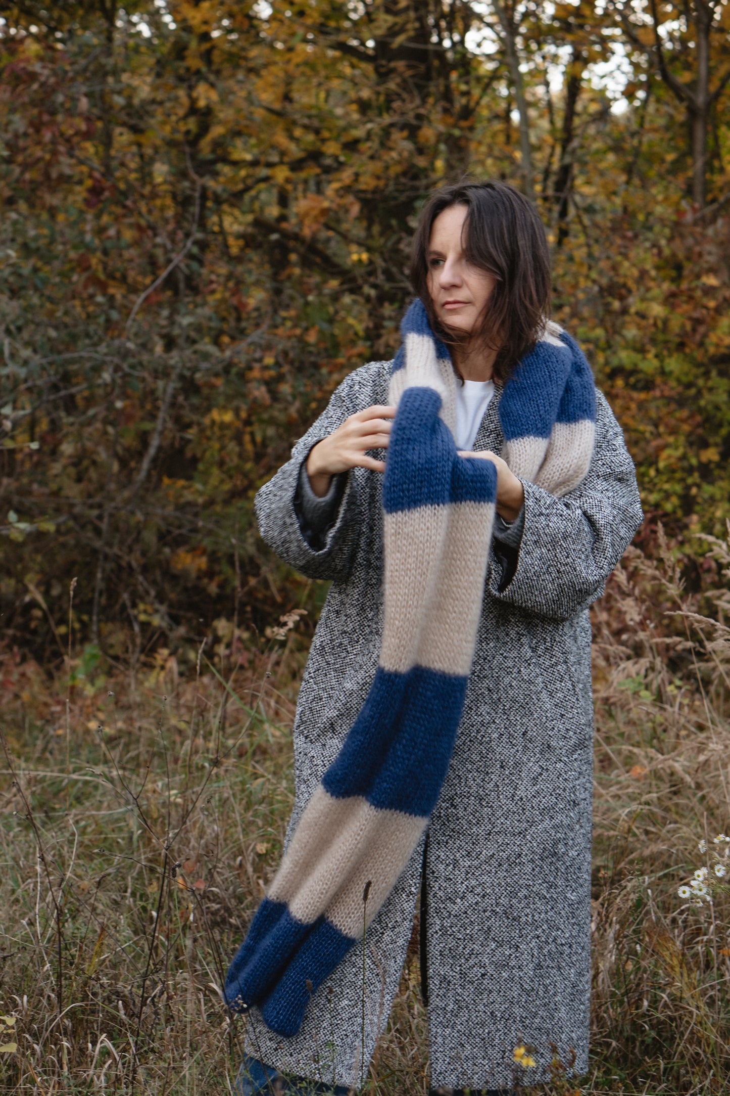 Big soft mohair scarf dark blue and beige