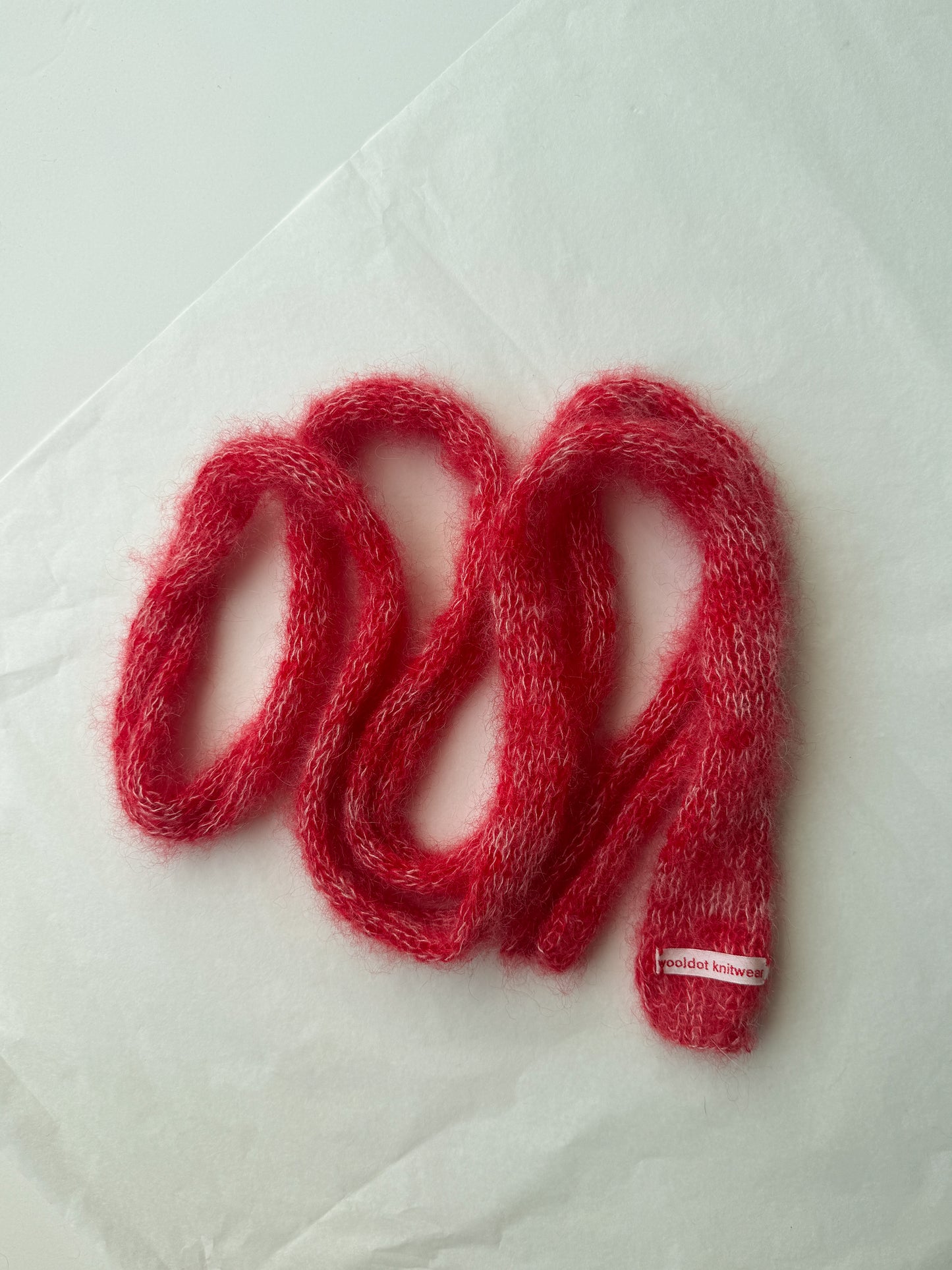 Small mohair scarf white + red