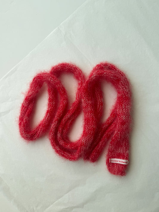 Small mohair scarf white + red