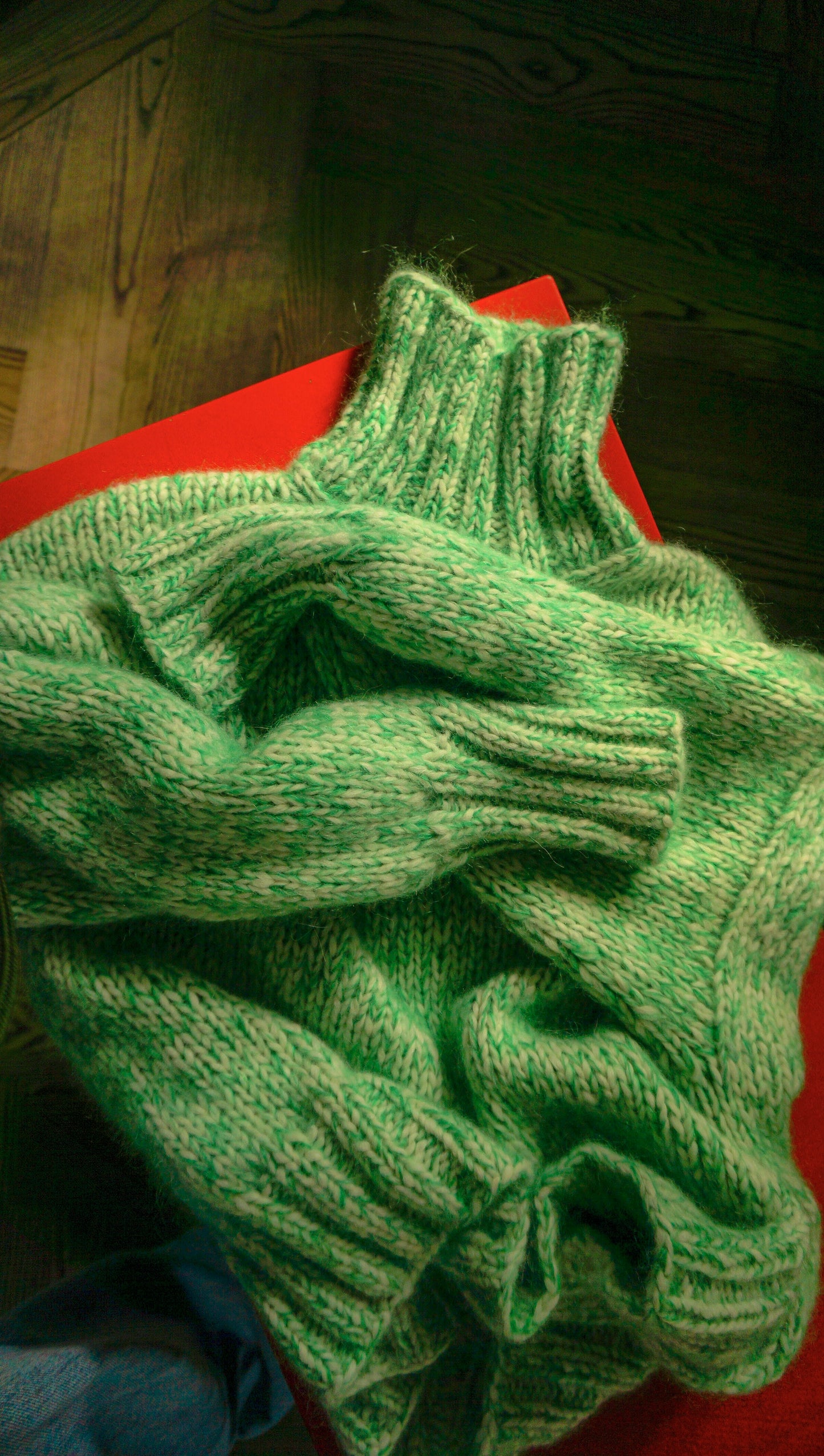 Melange green & white alpaca turtleneck jumper