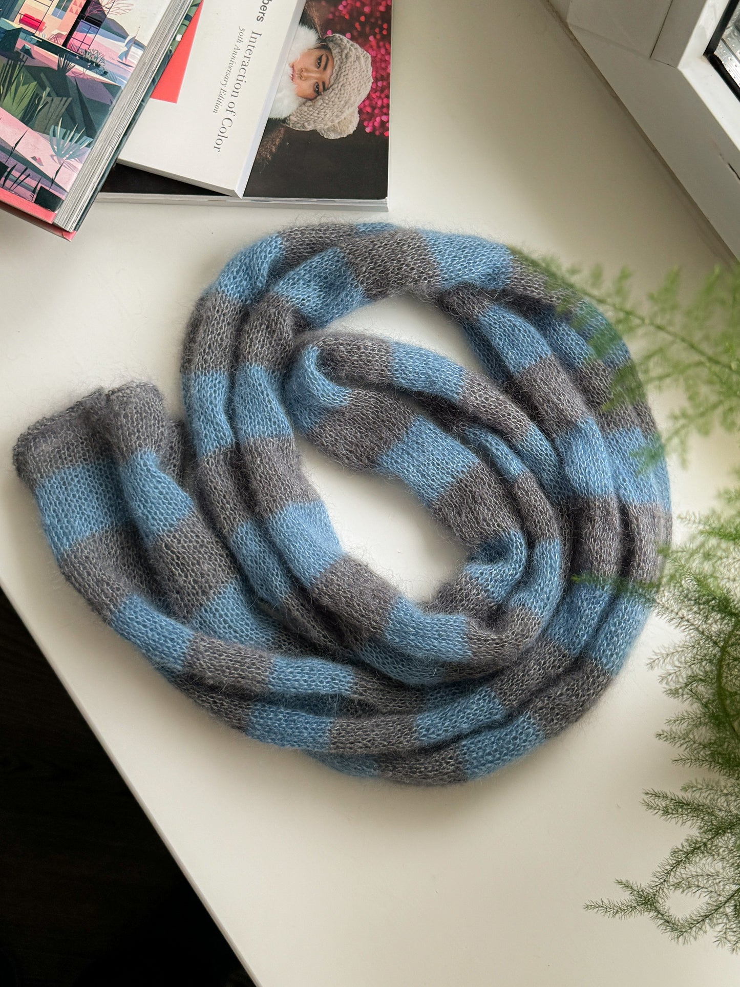 Skinny mohair scarf grey and light blue stripes