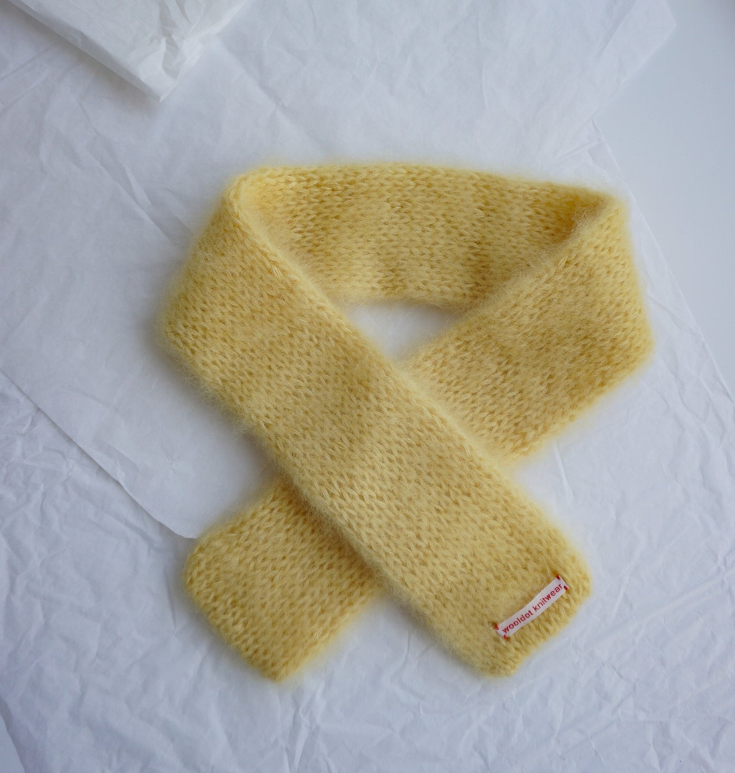 LEO scarf light yellow