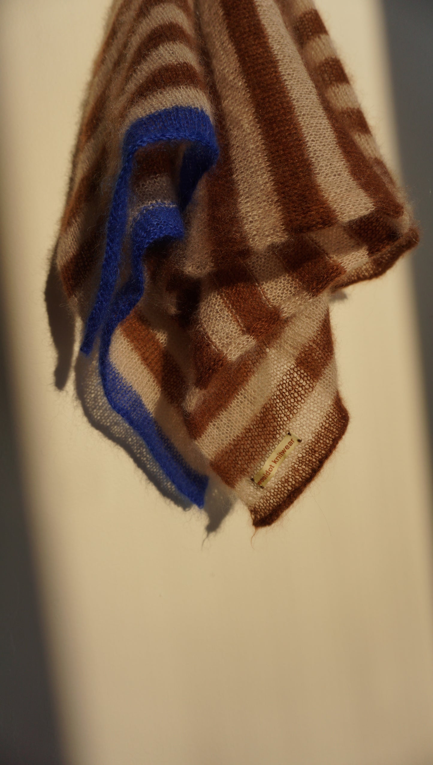 Head scarf sand brown with cobalt blue