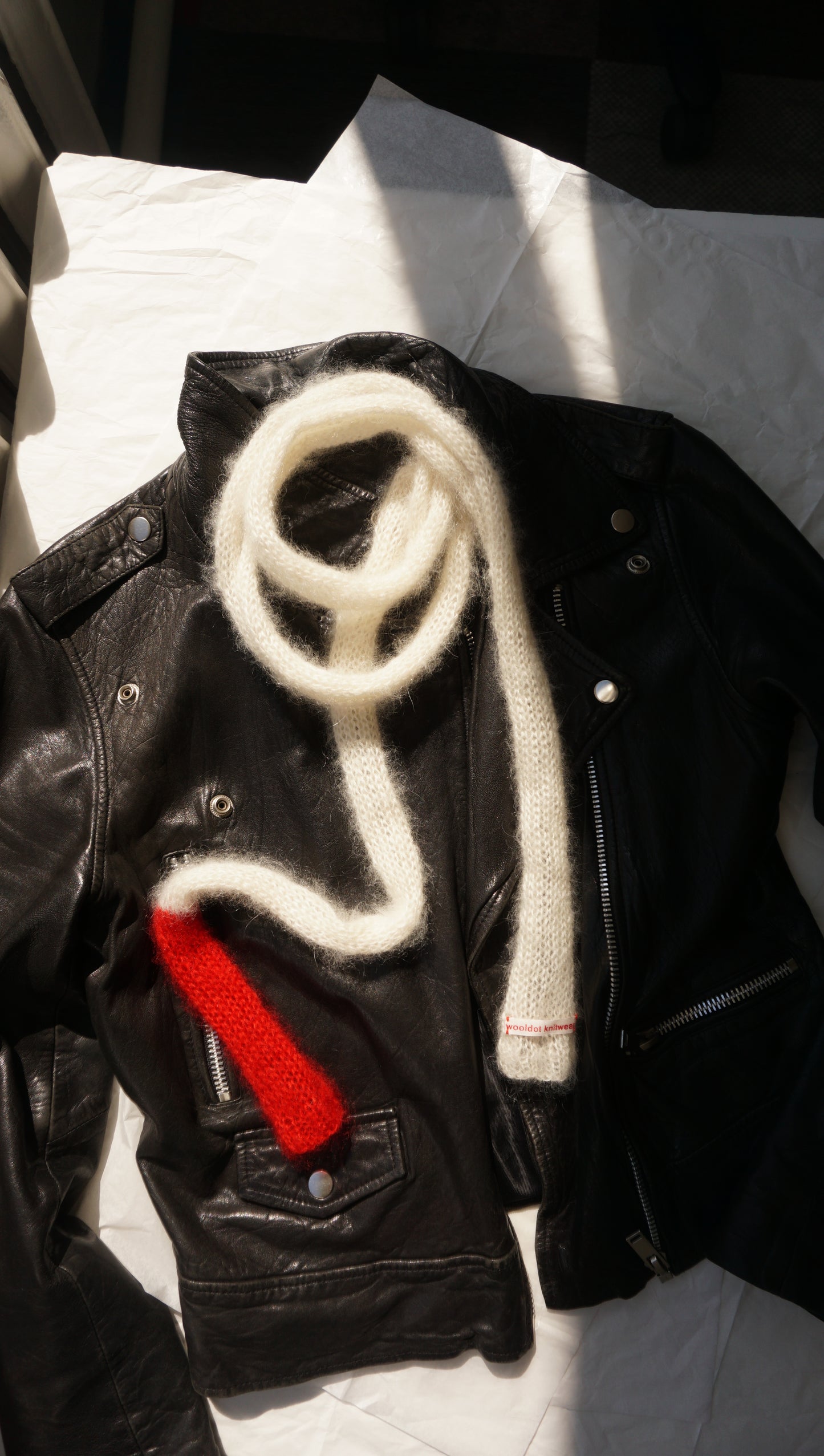 Small skinny white mohair scarf with bright red tip