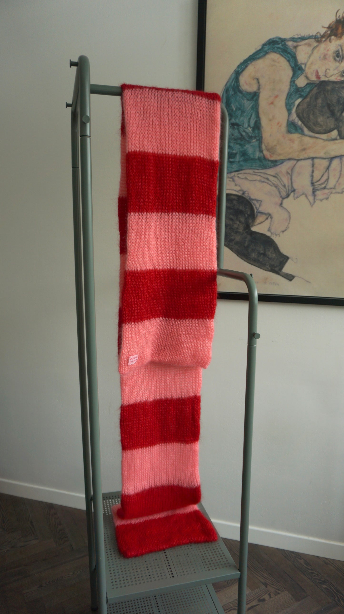 Pink red chunky knitted mohair scarf