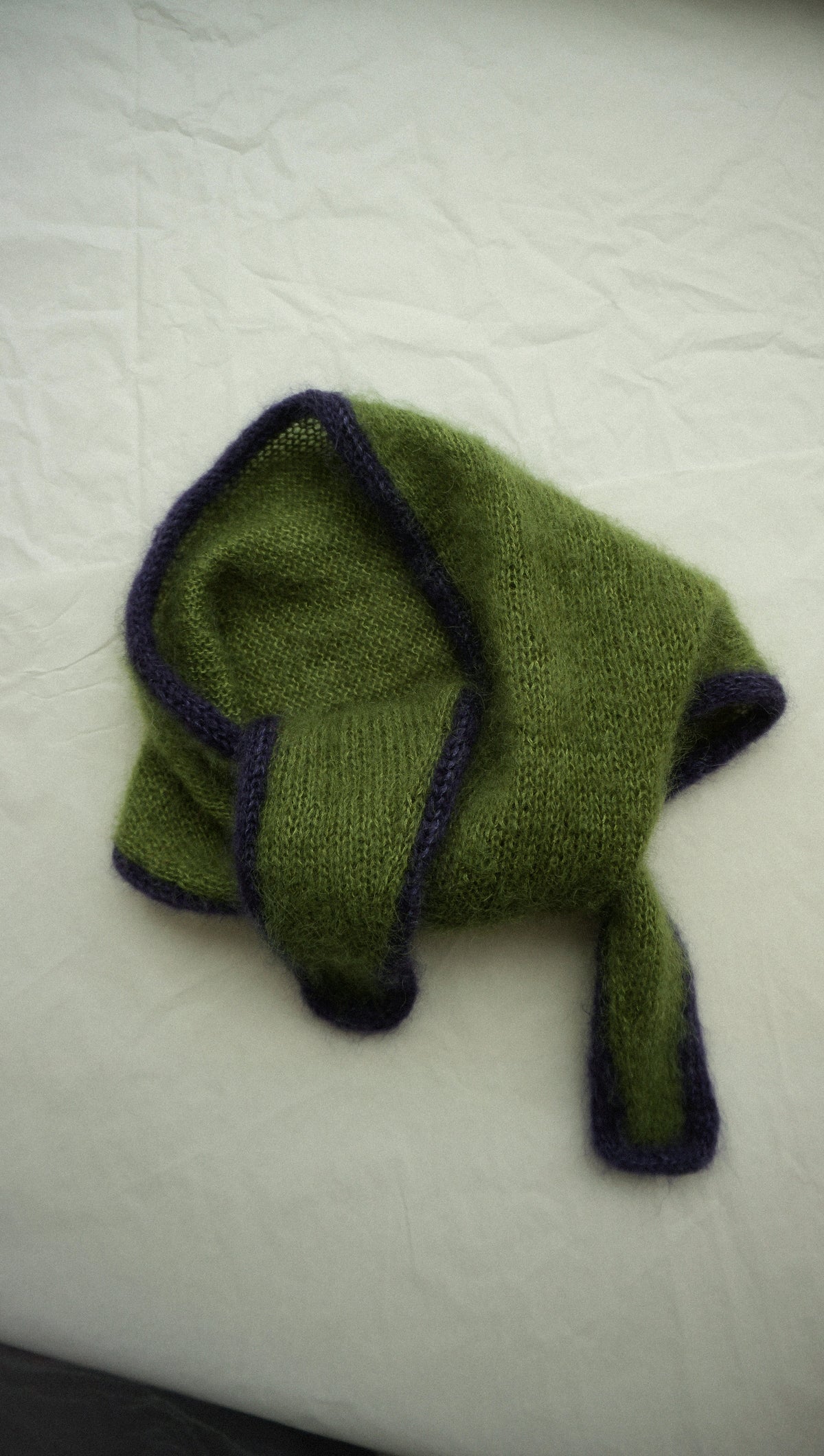 TOMO Bandana green with dark blue trim