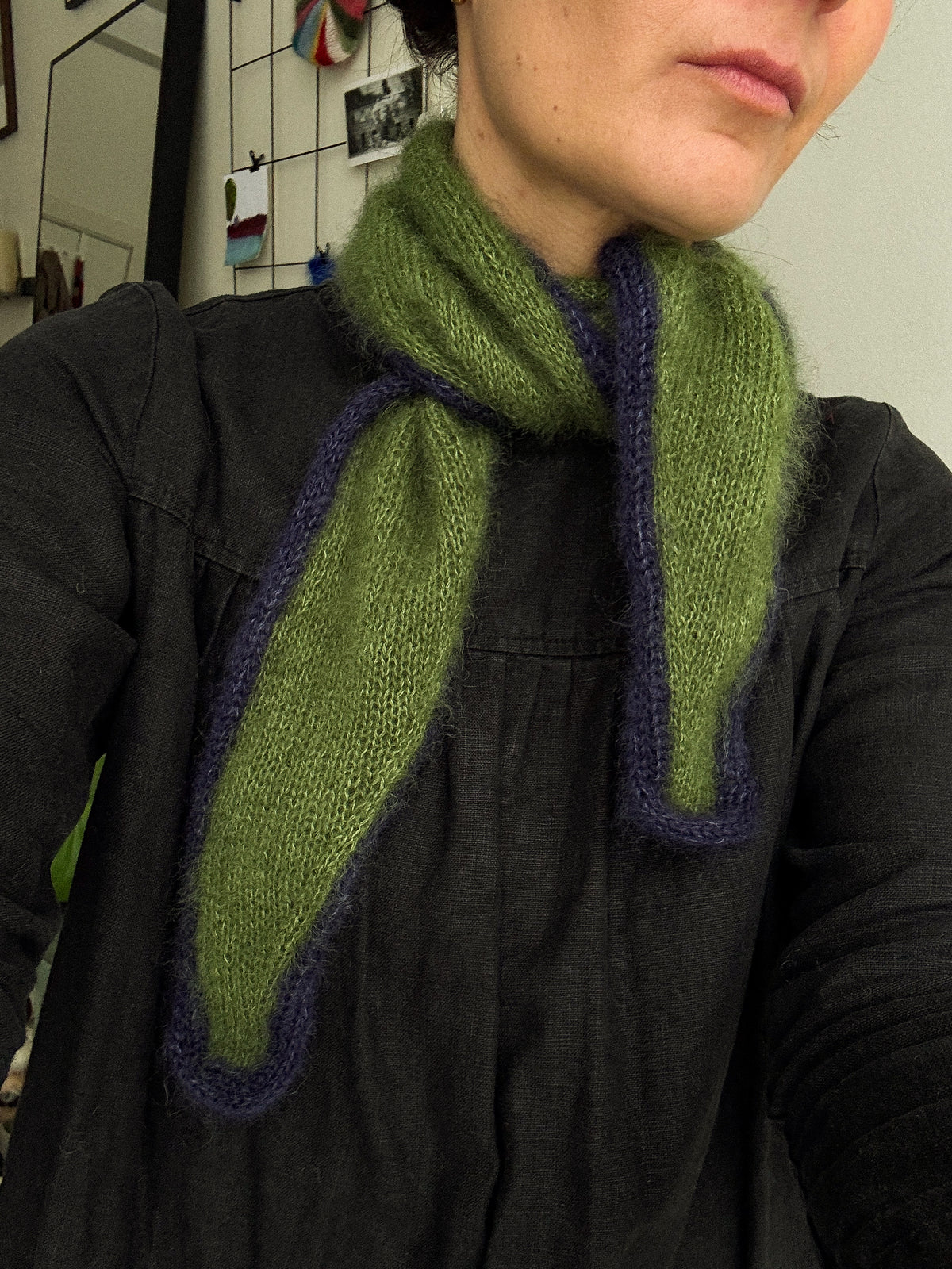 TOMO Bandana green with dark blue trim