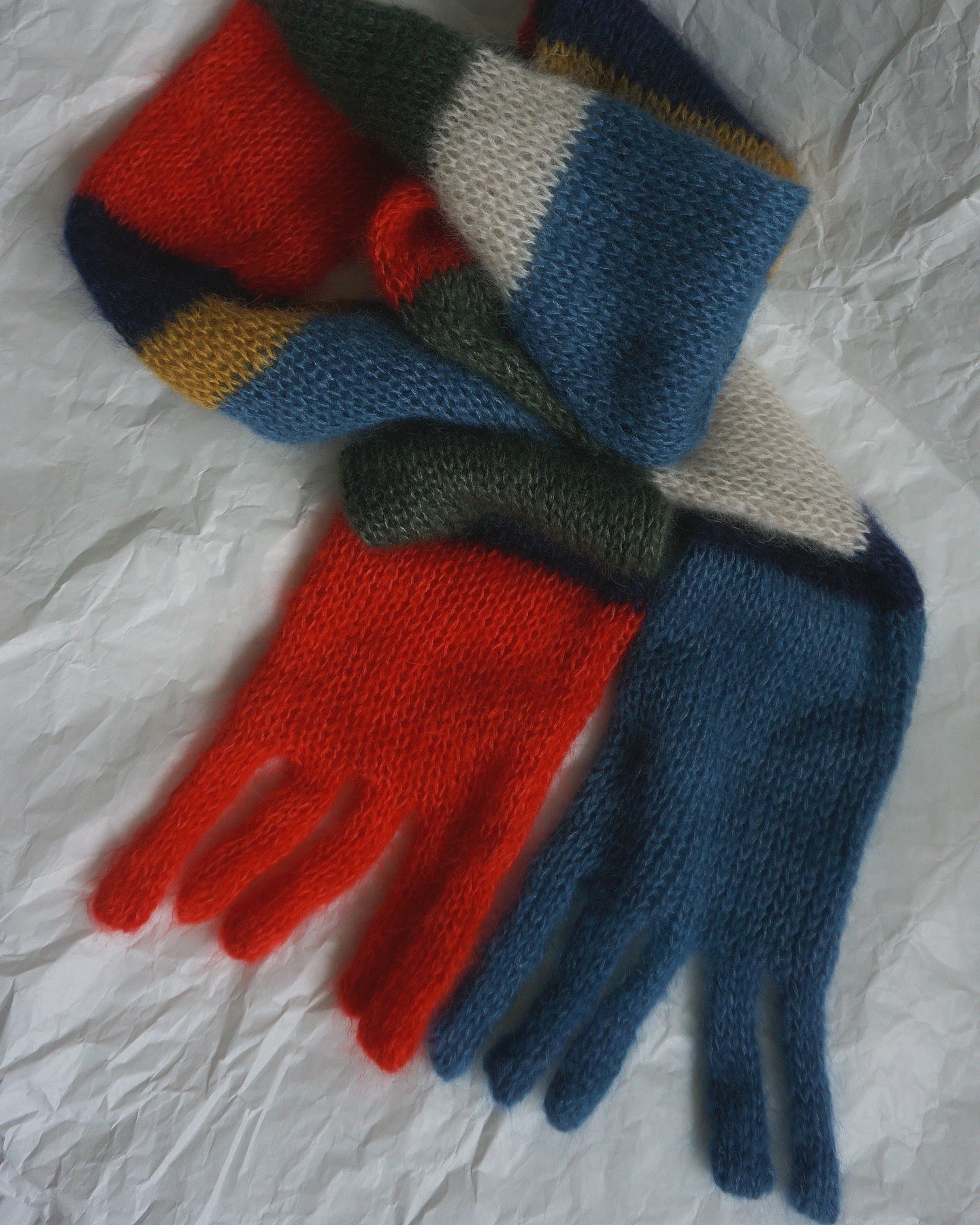 Colourful mohair scarf with knitted fringes