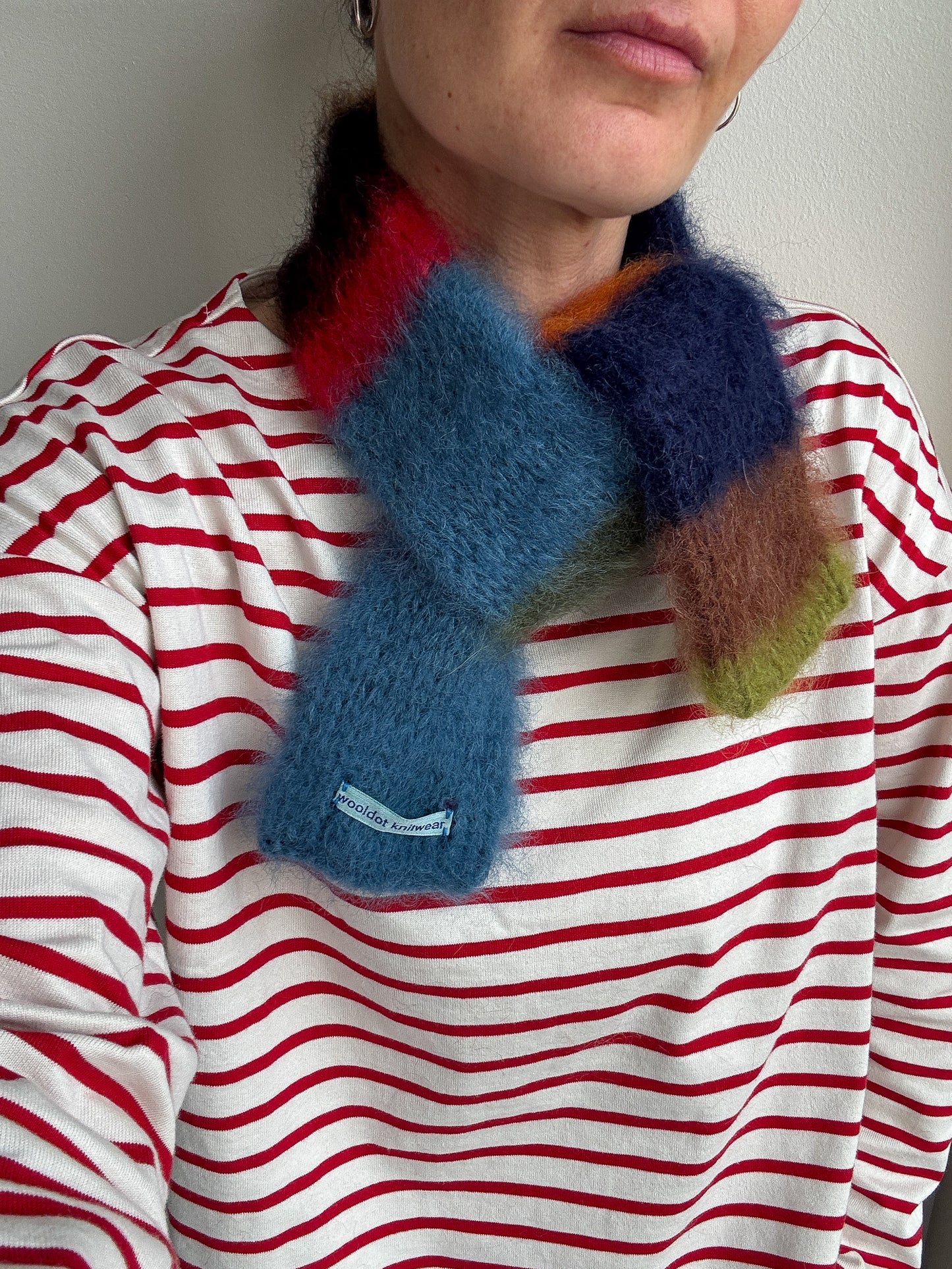 LEO scarf multicolored