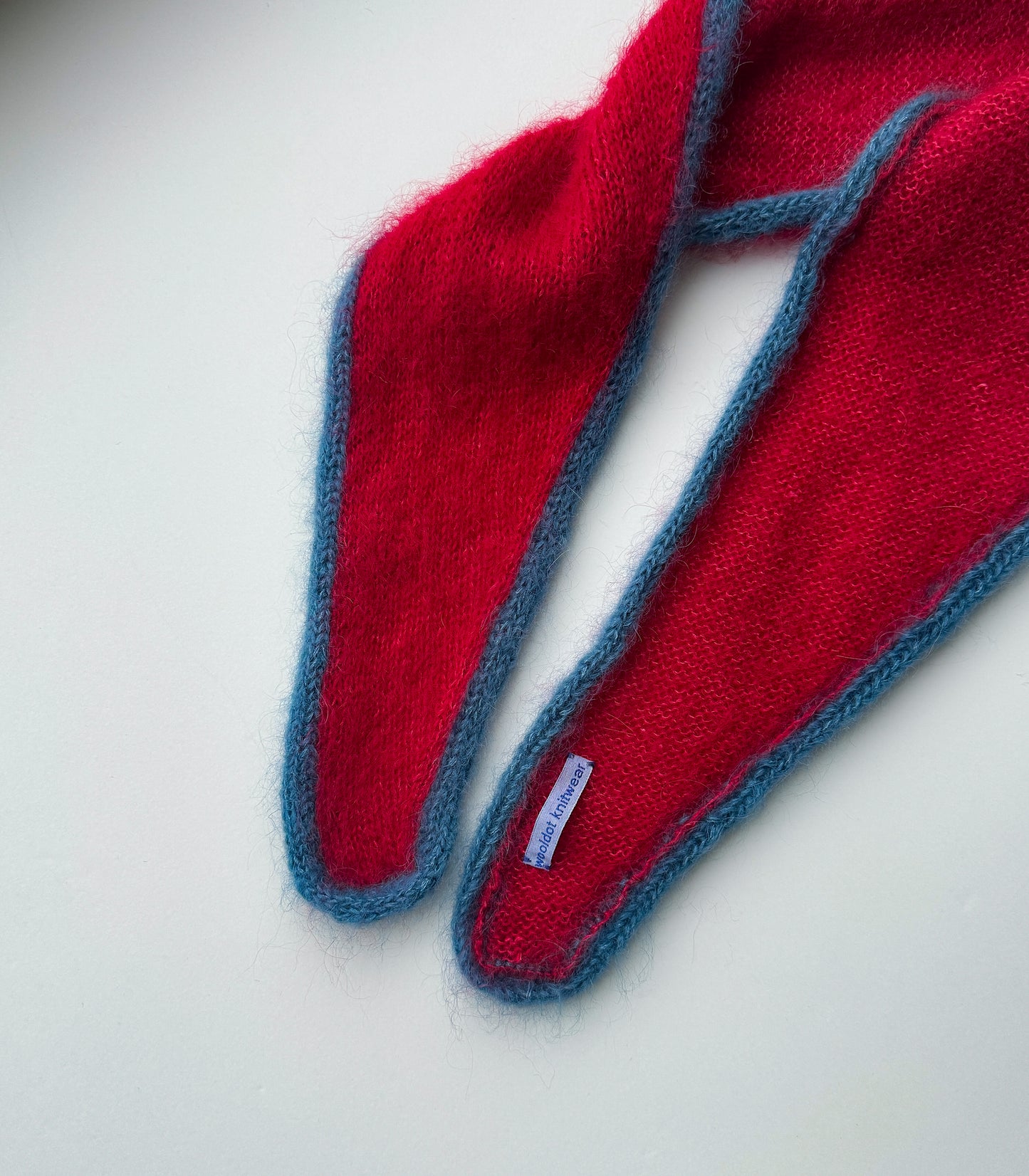 TOMO Bandana red with blue trim